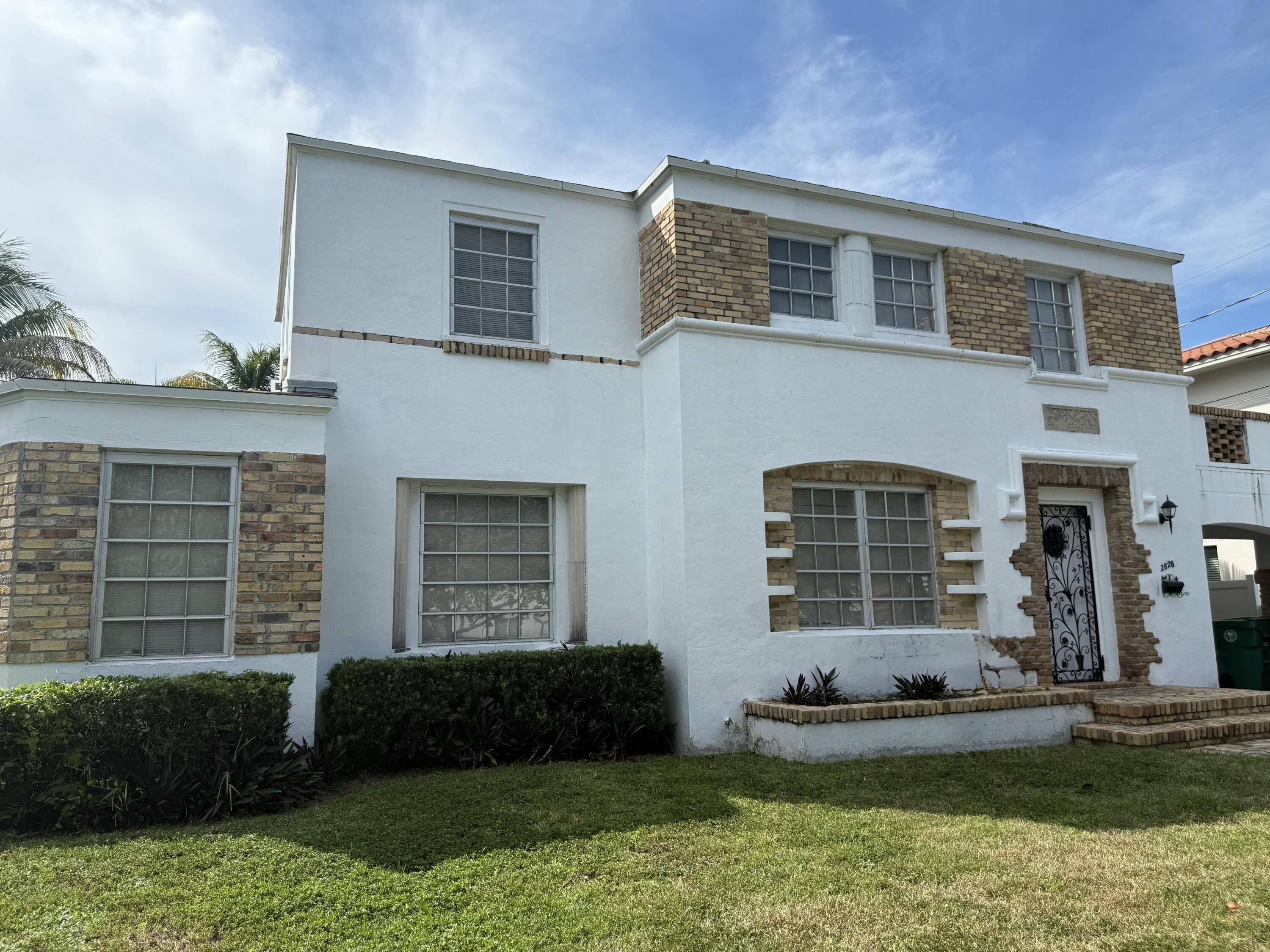2828 Southwest 7th Avenue Miami, FL 33129 - Photo 2 of 20 IMG_9904(1)