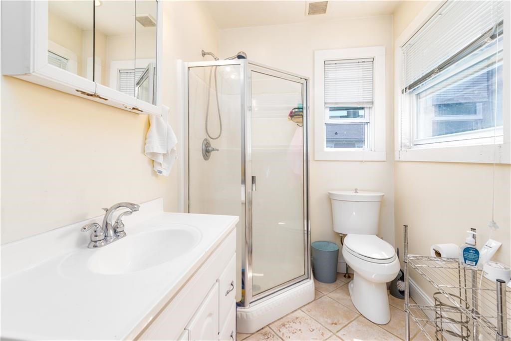 9 Ann Street Newport, RI 02840 - Photo 14 of 26 Unit 2. One of two full Baths