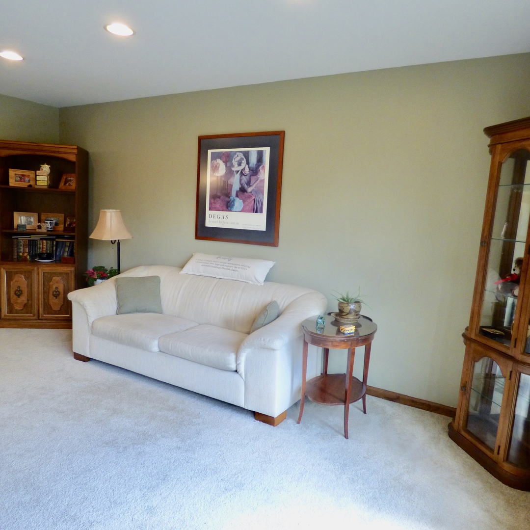 648 Sable Avenue Addison, IL 60101 - Photo 14 of 39