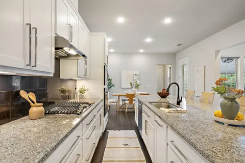 $1,000,000 | 3901 Briones Street, Austin, TX 78723