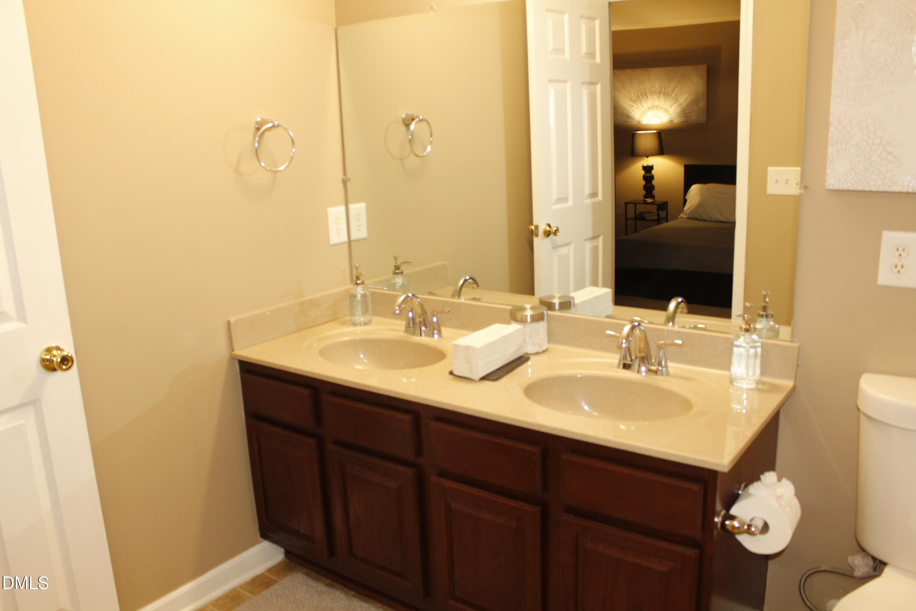 5902 Paducah Drive Raleigh, NC 27610 - Photo 10 of 17 Mba Vanity