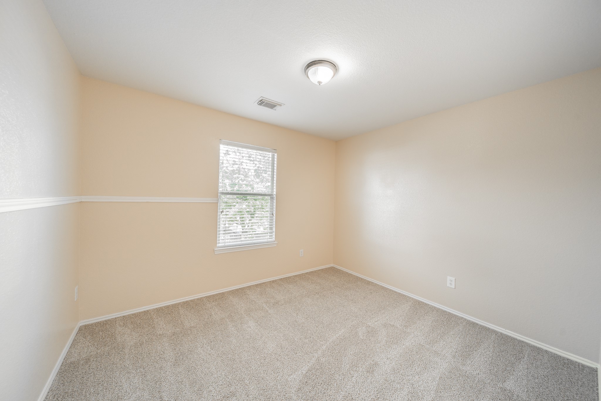 22802 Sherioaks Lane Spring, TX 77389 - Photo 18 of 21 an empty room with a window