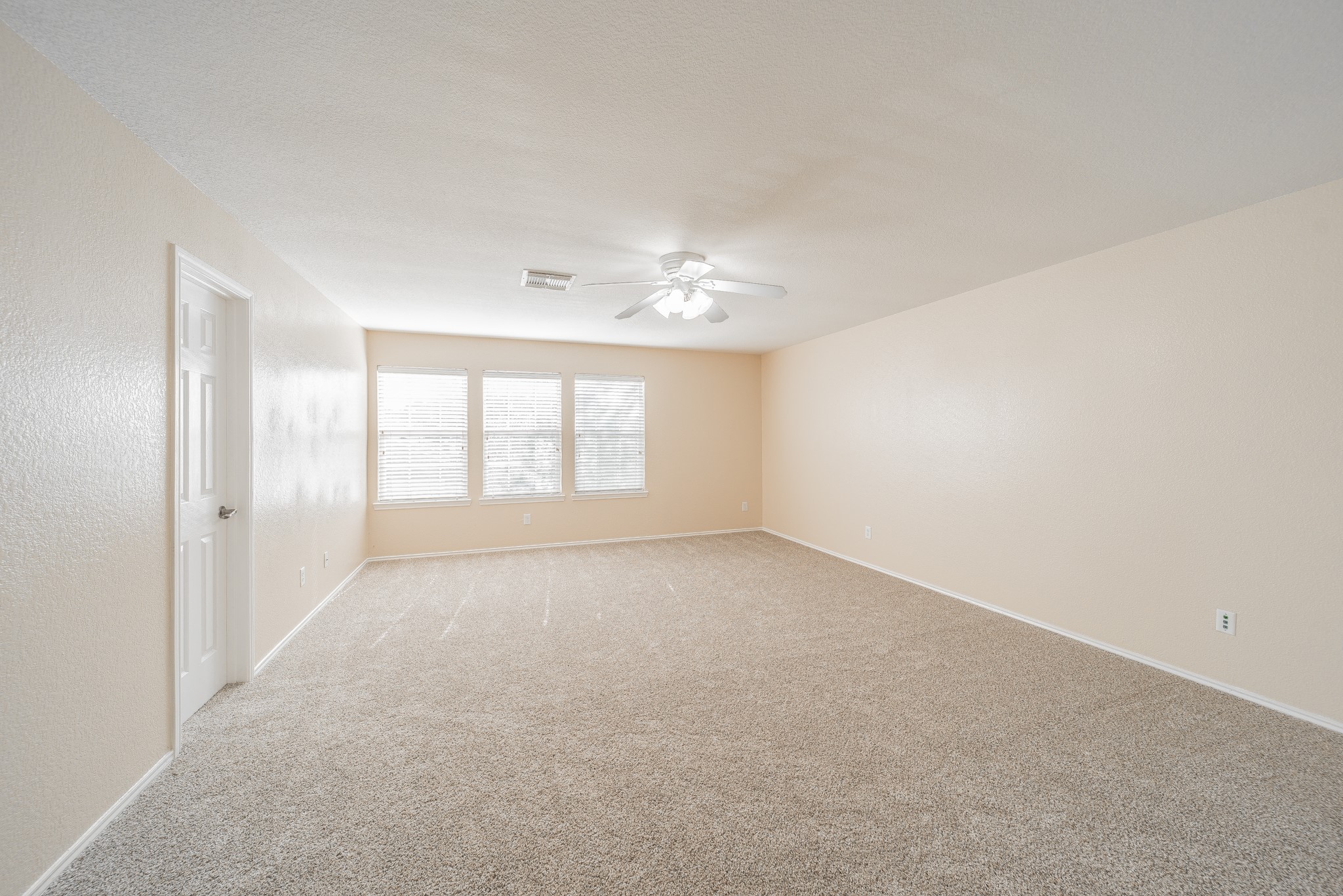 22802 Sherioaks Lane Spring, TX 77389 - Photo 10 of 21 a view of an empty room with a window