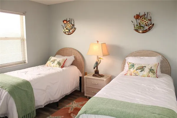 $2,495 | 4240 Ironwood Circle, Unit 404, Bradenton, FL 34209