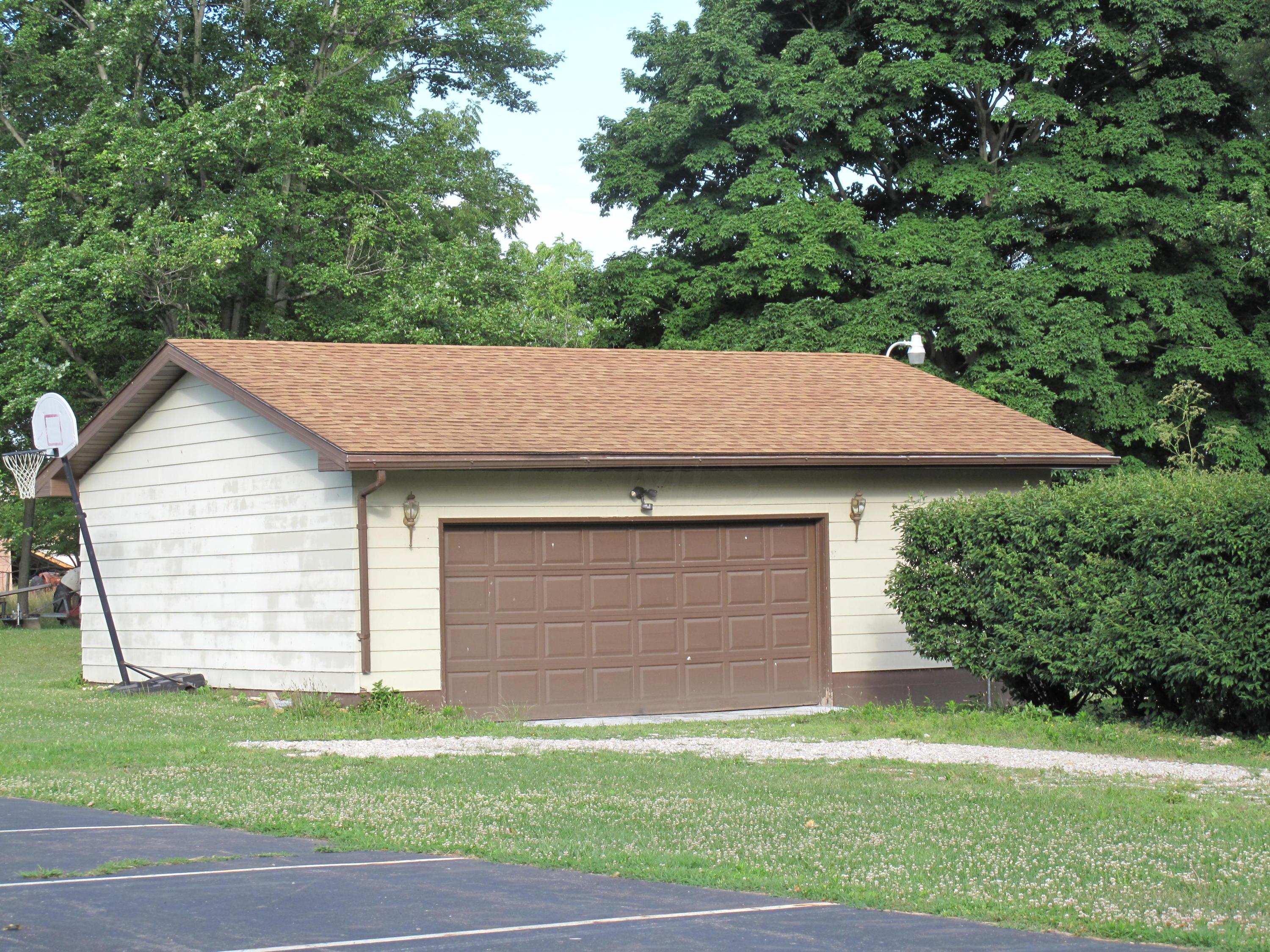9058 Madison Road Northeast New Holland, OH 43145 - Photo 3 of 9