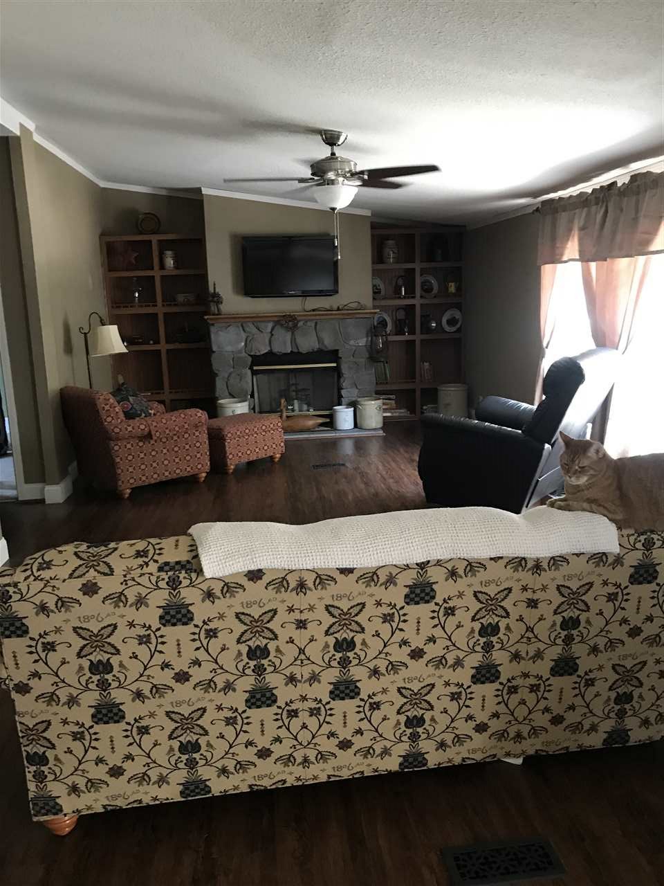 615 South Barn Lane Princeton, IN 47670 - Photo 2 of 16