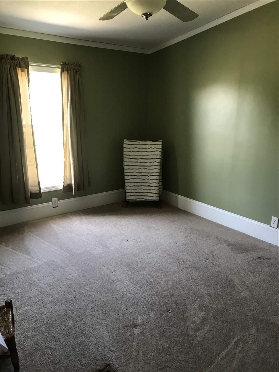 615 South Barn Lane Princeton, IN 47670 - Photo 11 of 16