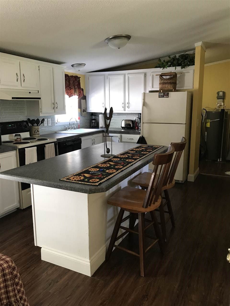 615 South Barn Lane Princeton, IN 47670 - Photo 4 of 16