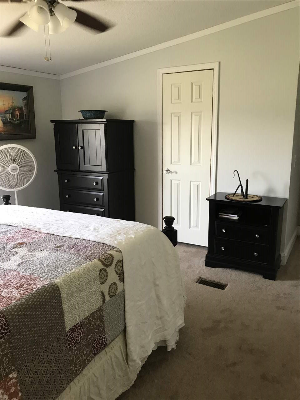 615 South Barn Lane Princeton, IN 47670 - Photo 8 of 16