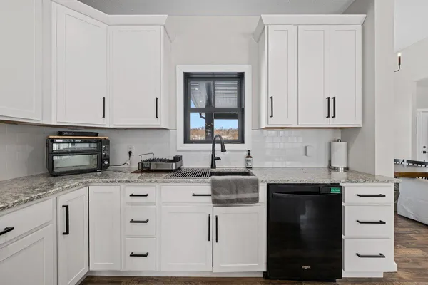 $1,175,000 | 14275 Deer Path, Buchanan, MI 49107