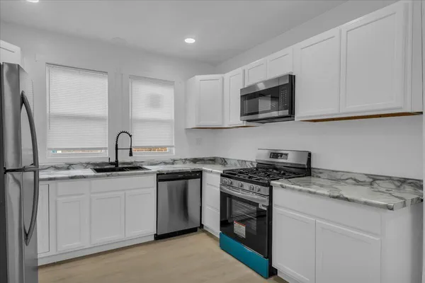 $1,400 | 2725 Leslie Street, Detroit, MI 48238