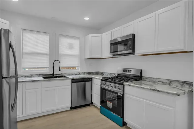 $1,500 | 2725 Leslie Street, Detroit, MI 48238