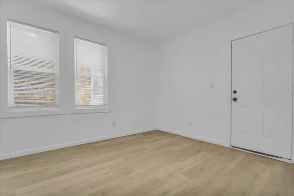 $1,400 | 2725 Leslie Street, Detroit, MI 48238