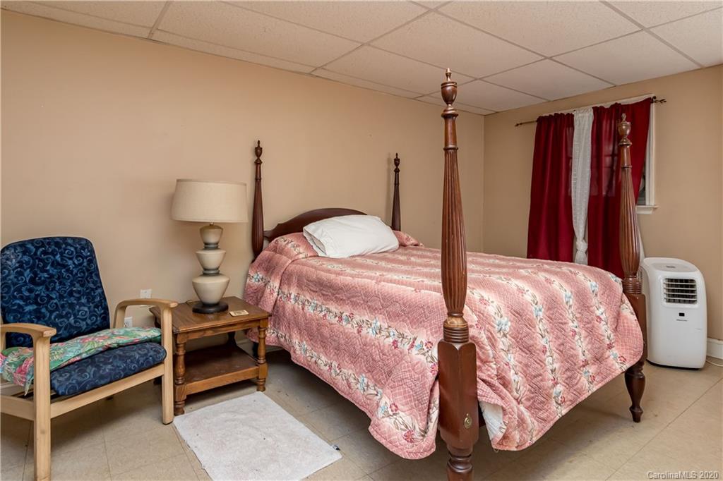 6418 Reddman Road Charlotte, NC 28212 - Photo 16 of 23 Gallery Image 16