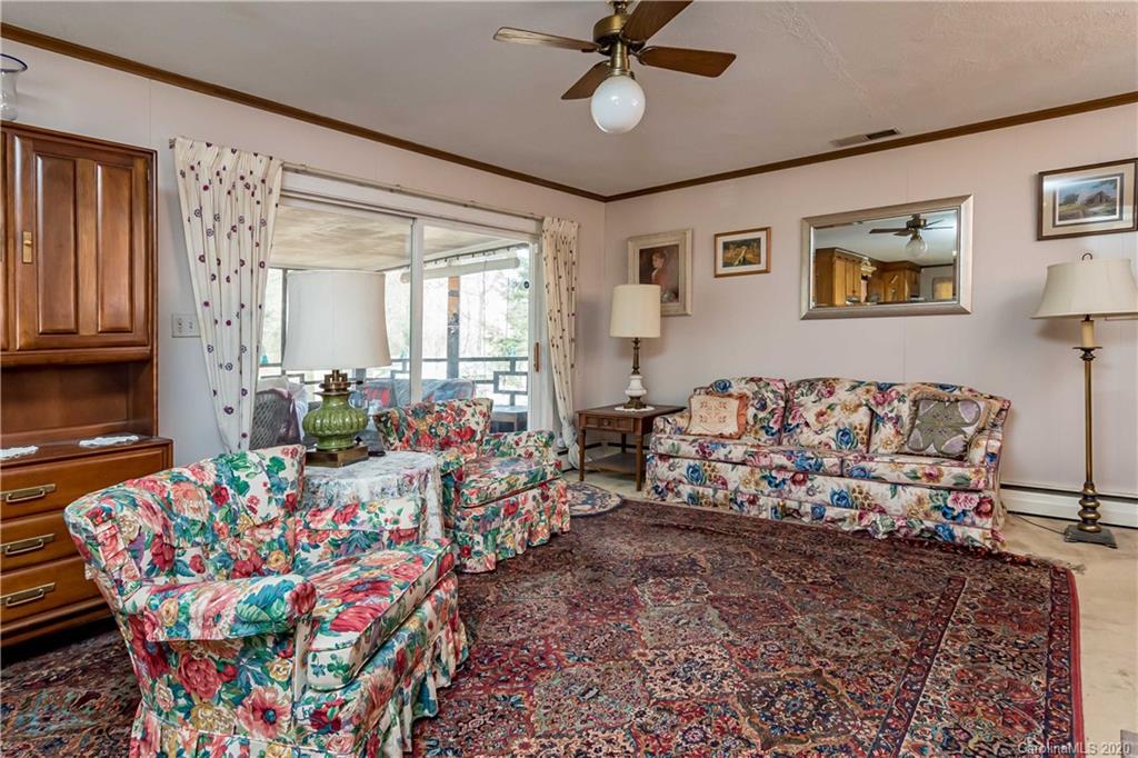 6418 Reddman Road Charlotte, NC 28212 - Photo 4 of 23 Gallery Image 4