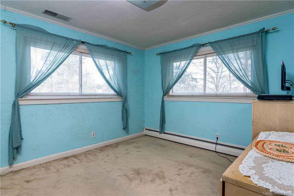 6418 Reddman Road Charlotte, NC 28212 - Photo 10 of 23 Gallery Image 10