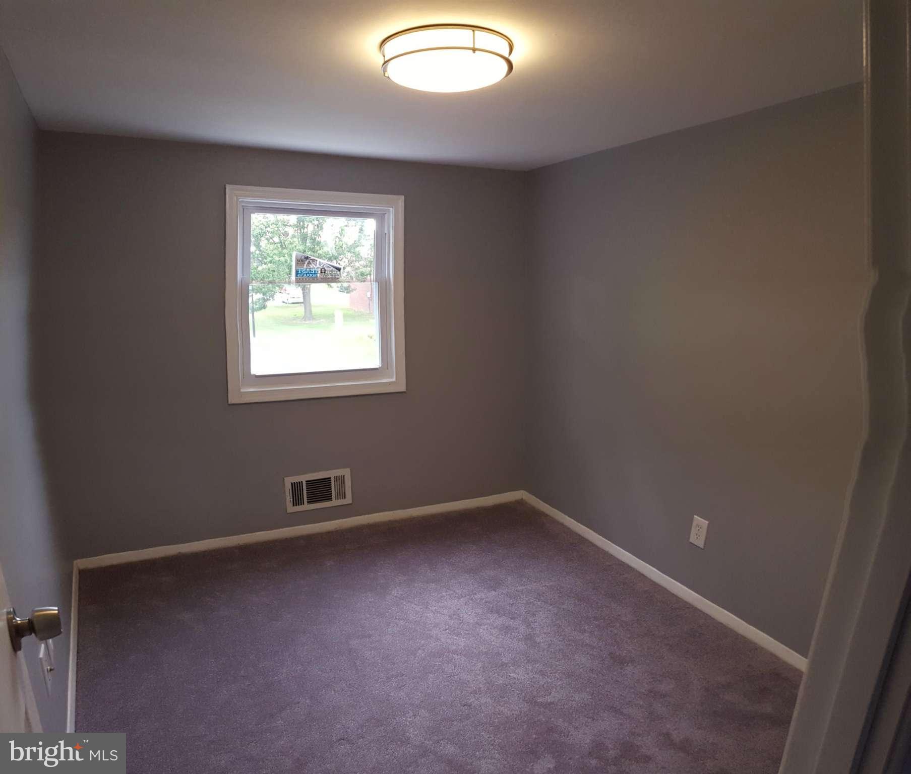 1034 Middleborough Road Baltimore, MD 21221 - Photo 19 of 29 an empty room with a window