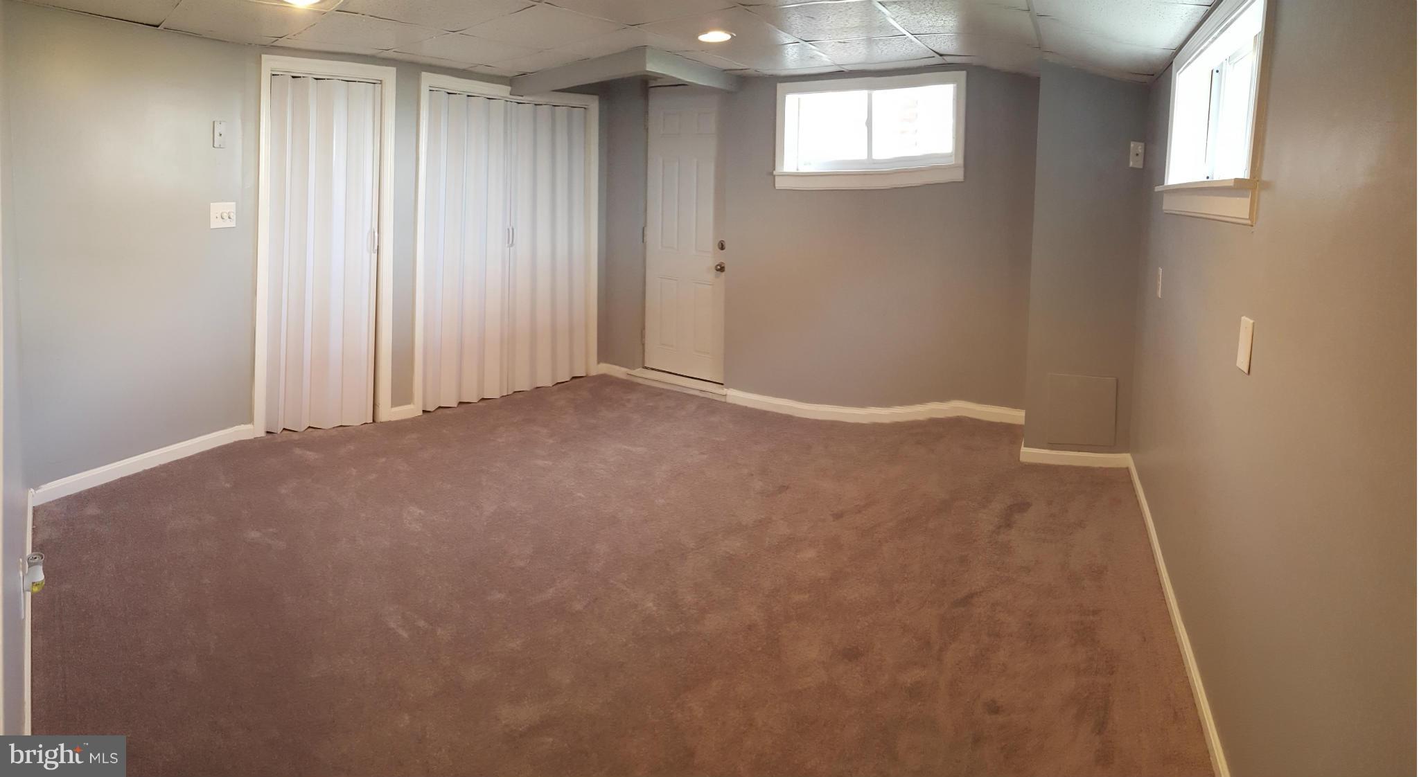 1034 Middleborough Road Baltimore, MD 21221 - Photo 24 of 29 an empty room with windows