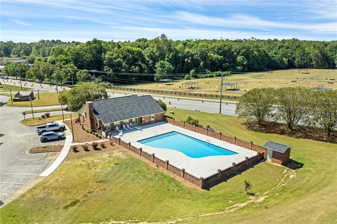 1761 Wire Road, Unit 209 Auburn, AL 36832 - Photo 22 of 26 Newly updated pool!