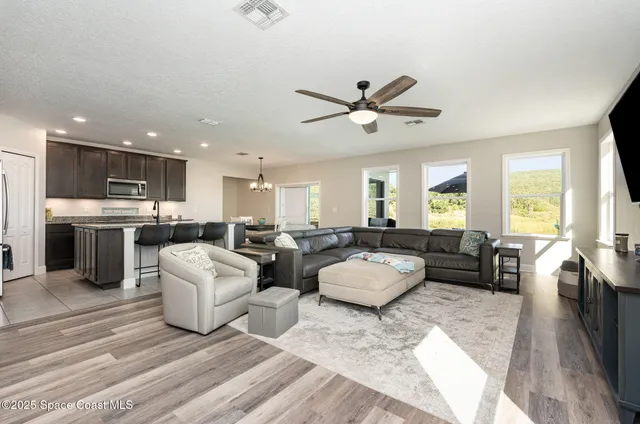 $600,000 | 960 Bear Lake Drive, Rockledge, FL 32955