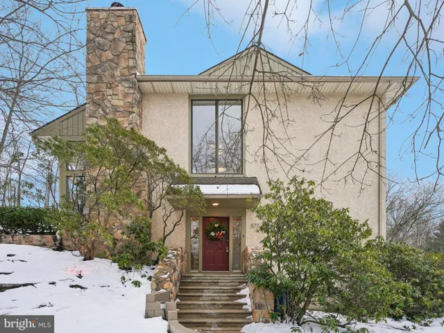 $460,000 | 377 Lynetree Drive, Unit 5A, West Chester, PA 19380