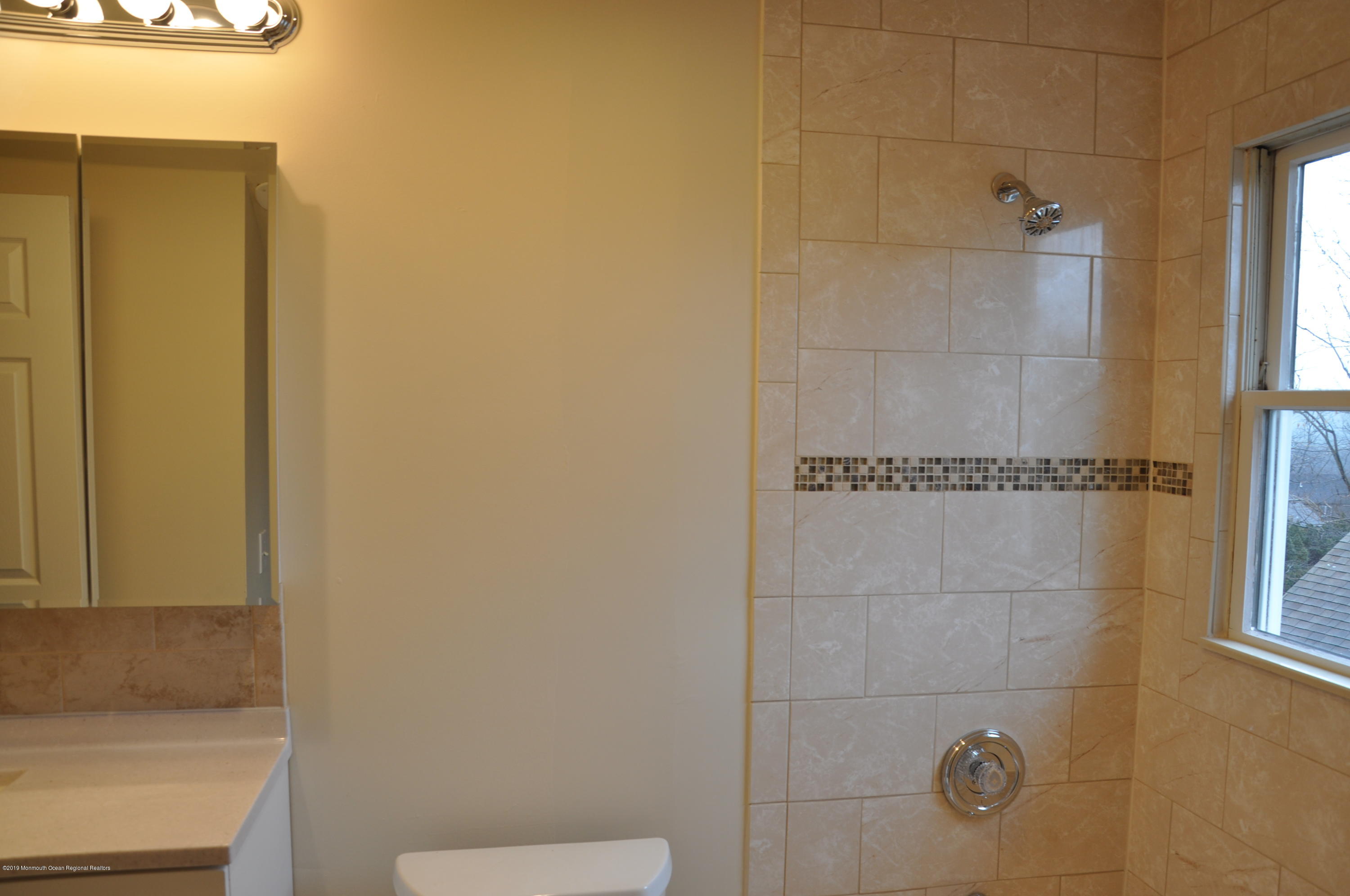1458 Ratzer Road Wayne, NJ 07470 - Photo 12 of 21 DSC_2496m