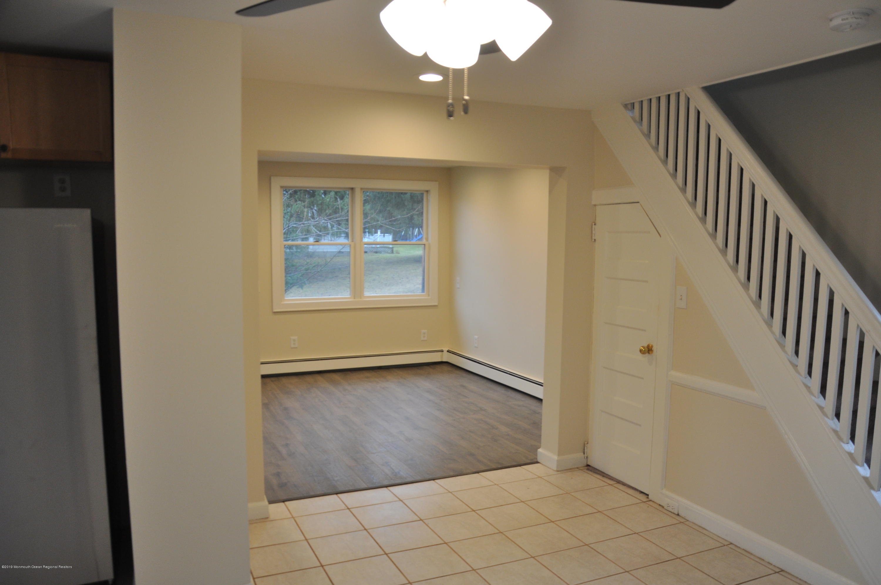 1458 Ratzer Road Wayne, NJ 07470 - Photo 4 of 21 DSC_2481m