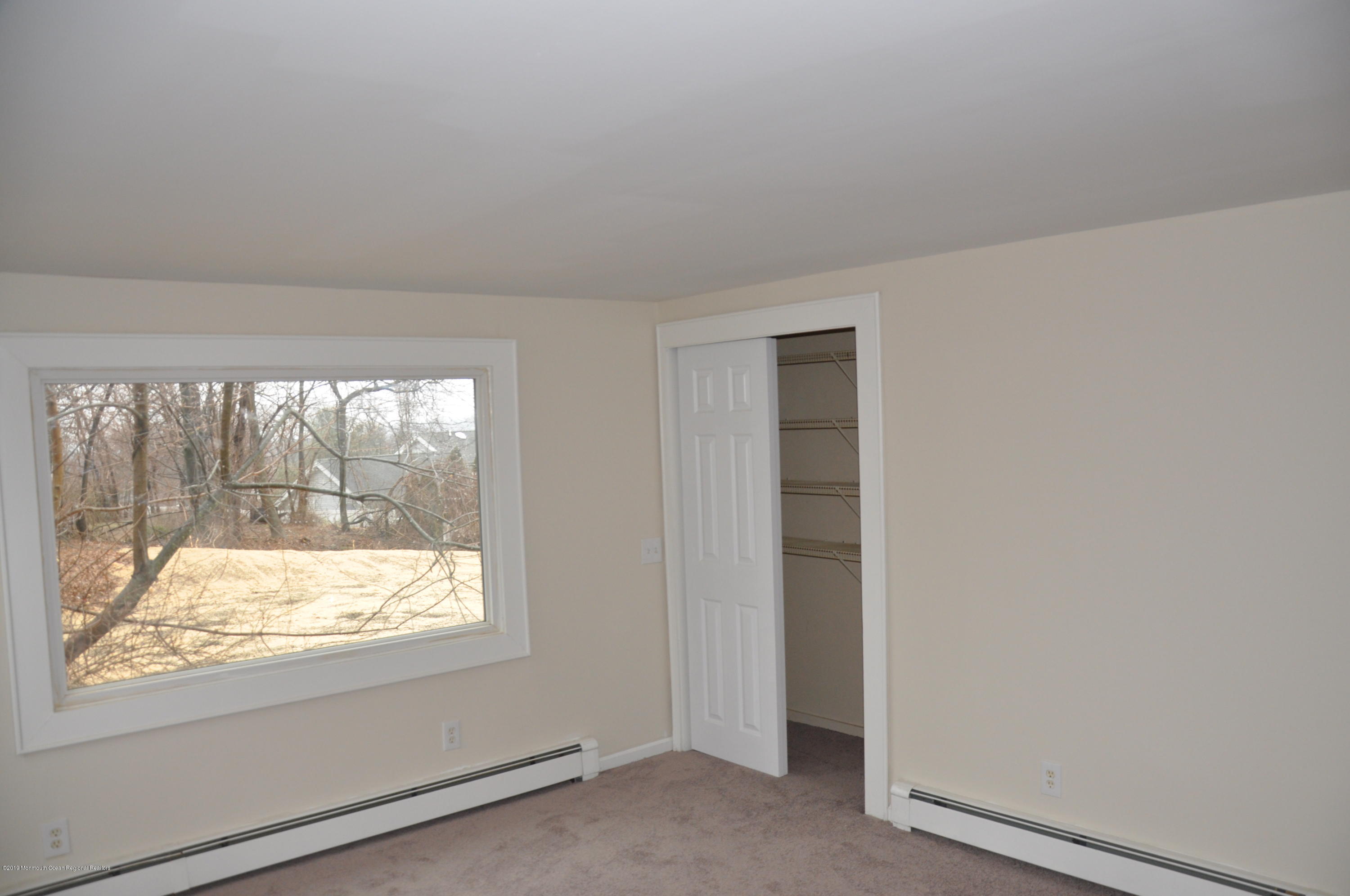 1458 Ratzer Road Wayne, NJ 07470 - Photo 7 of 21 DSC_2486m
