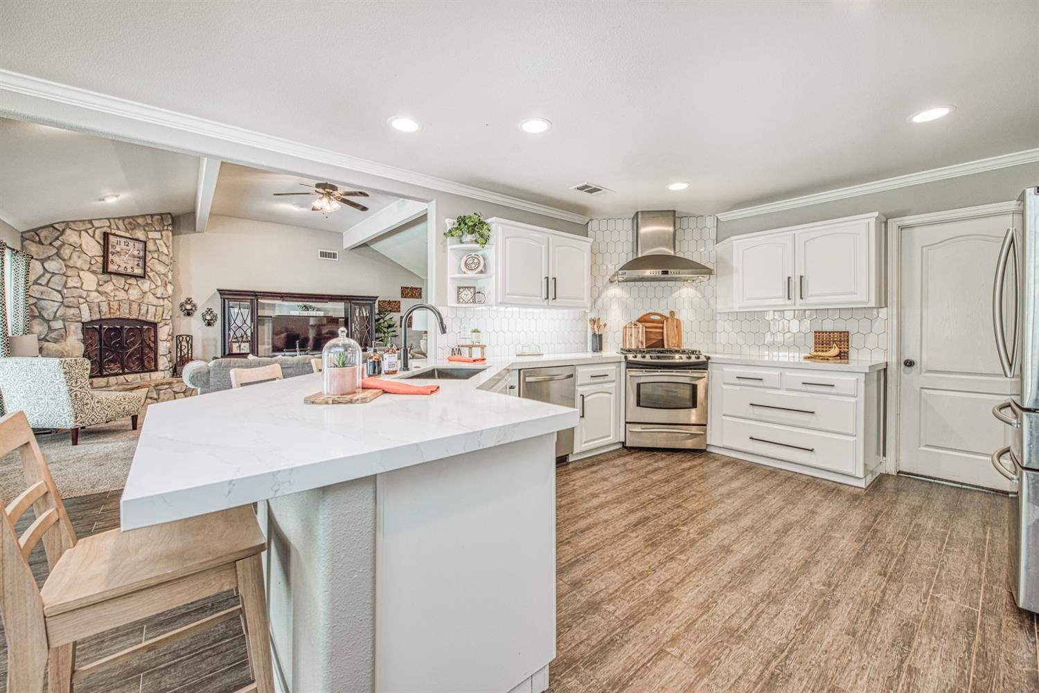 16211 Karen Road Madera, CA 93636 - Photo 12 of 44 Gallery Image 12