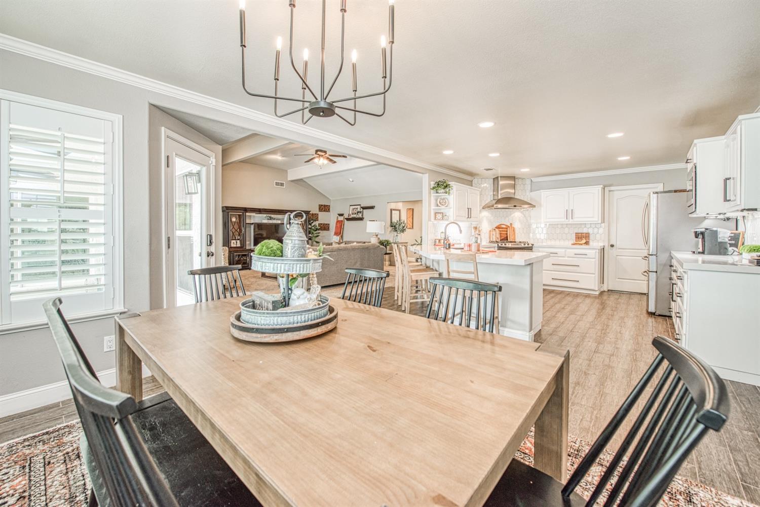16211 Karen Road Madera, CA 93636 - Photo 10 of 44 Gallery Image 10