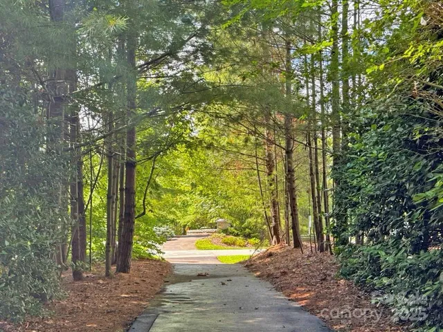 $369,000 | 99999 Racquet Club Road, Asheville, NC 28803