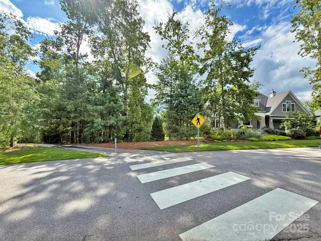 $369,000 | 99999 Racquet Club Road, Asheville, NC 28803