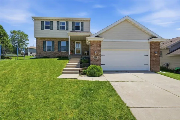 $435,000 | 204 Temple Court, Mount Horeb, WI 53572