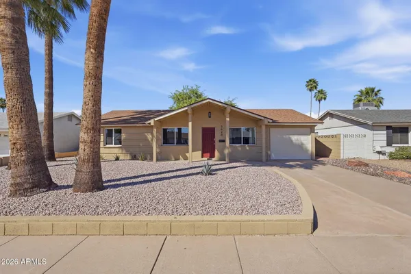 $469,000 | 3620 East Ludlow Drive, Phoenix, AZ 85032