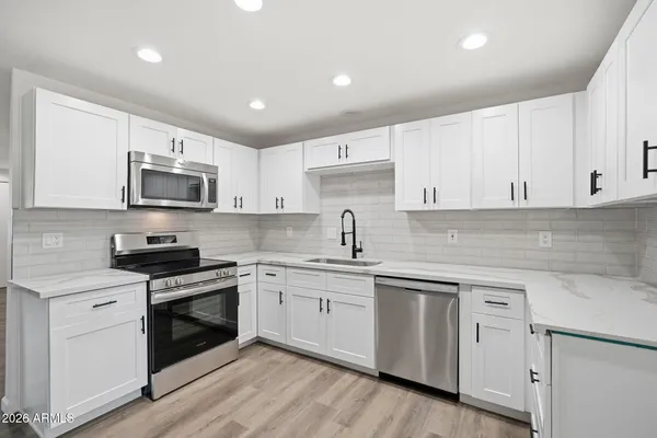 $469,000 | 3620 East Ludlow Drive, Phoenix, AZ 85032