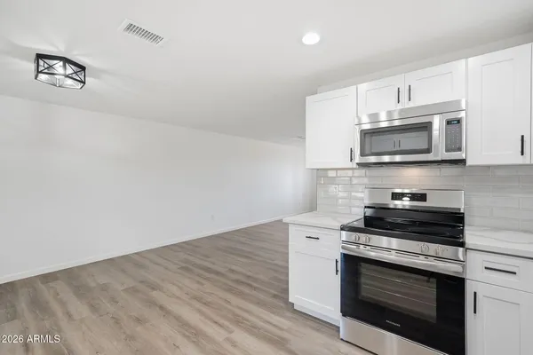 $469,000 | 3620 East Ludlow Drive, Phoenix, AZ 85032