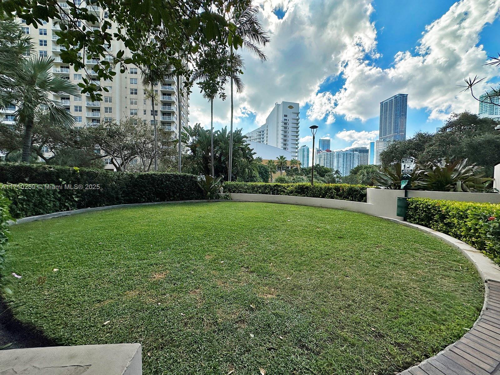 520 Brickell Key Drive, Unit A1802 Miami, FL 33131 - Photo 33 of 35 a view of a building