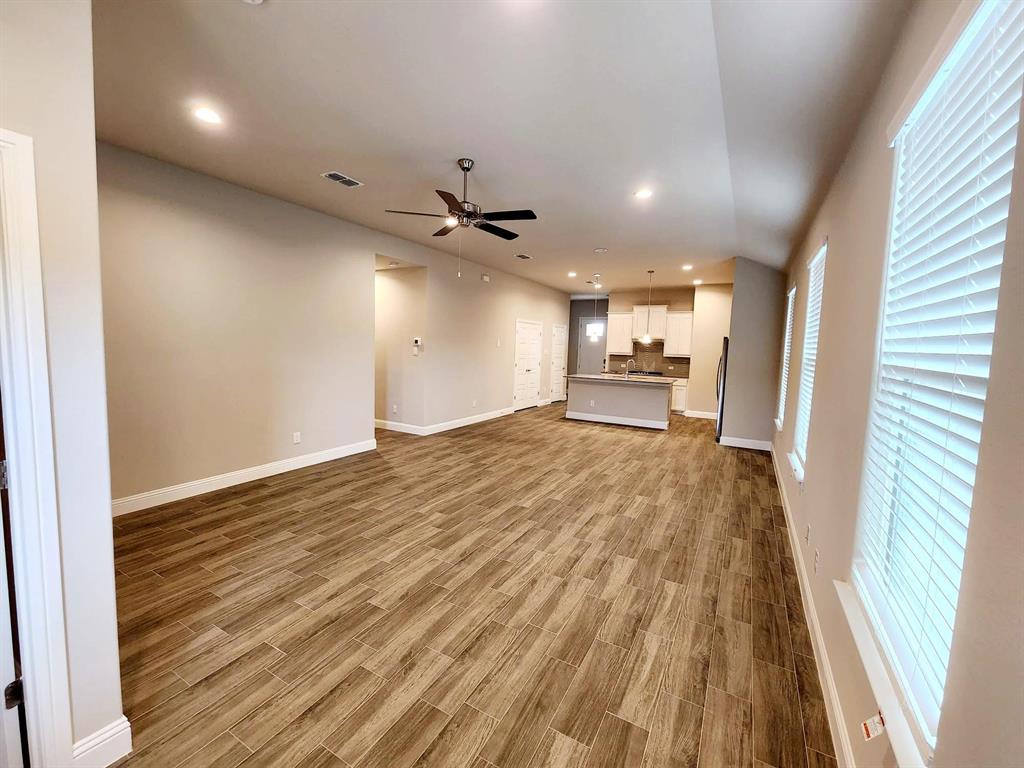 2320 Ruff Road Denton, TX 76205 - Photo 2 of 18 Gallery Image 2