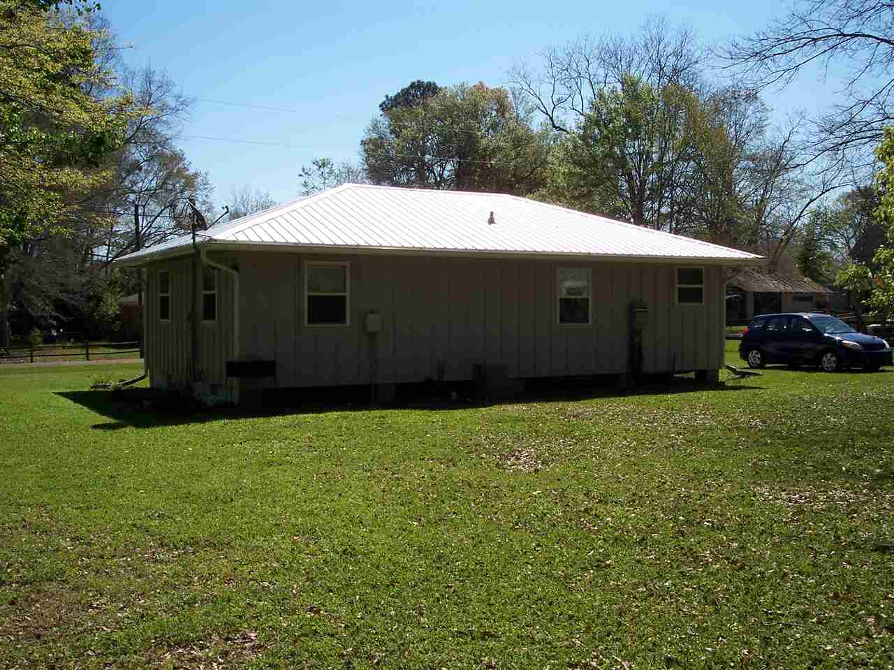 22067 1st Street Silverhill, AL 36576 - Photo 7 of 37