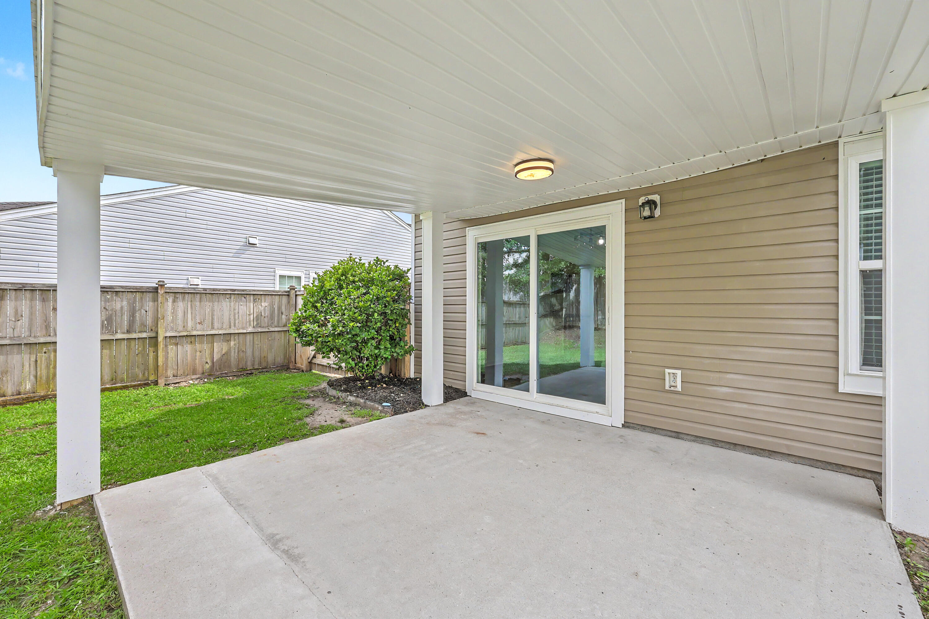 9649 Spencer Woods Road Ladson, SC 29456 - Photo 27 of 30 ZYN_1351_2_3_4_5_6_7