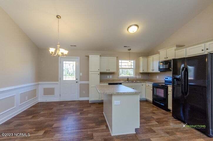 404 Windermere Road Hubert, NC 28539 - Photo 17 of 35 courtney5