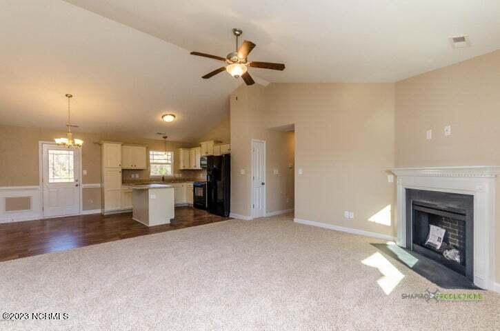 404 Windermere Road Hubert, NC 28539 - Photo 19 of 35 courtney3