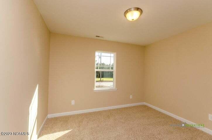 404 Windermere Road Hubert, NC 28539 - Photo 31 of 35 courtney15
