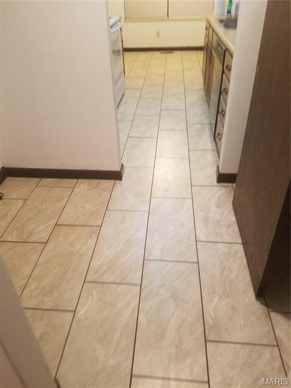 400 University Drive Belleville, IL 62221 - Photo 6 of 9