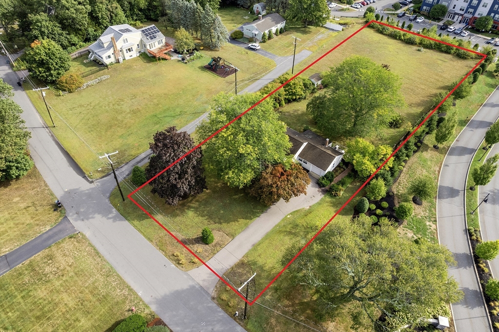 270 Moosehill Road Walpole, MA 02032 - Photo 2 of 5