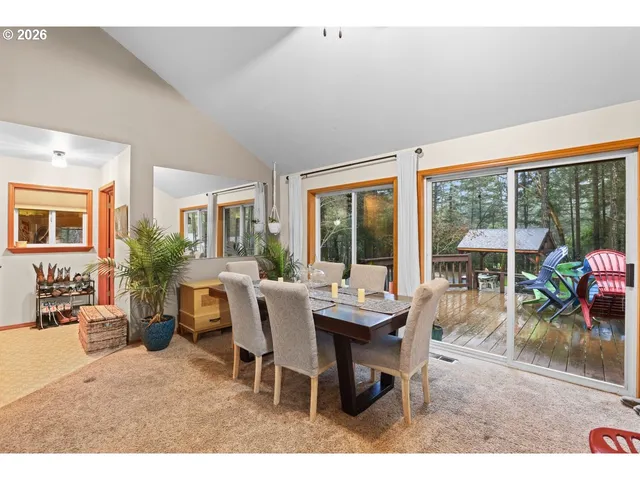 $525,000 | 372 Thornbrook Drive, Merlin, OR 97532