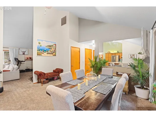 $525,000 | 372 Thornbrook Drive, Merlin, OR 97532