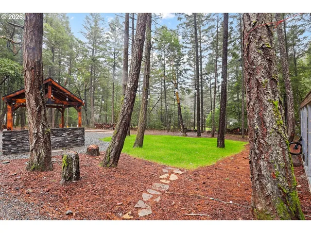 $525,000 | 372 Thornbrook Drive, Merlin, OR 97532