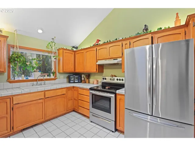 $525,000 | 372 Thornbrook Drive, Merlin, OR 97532