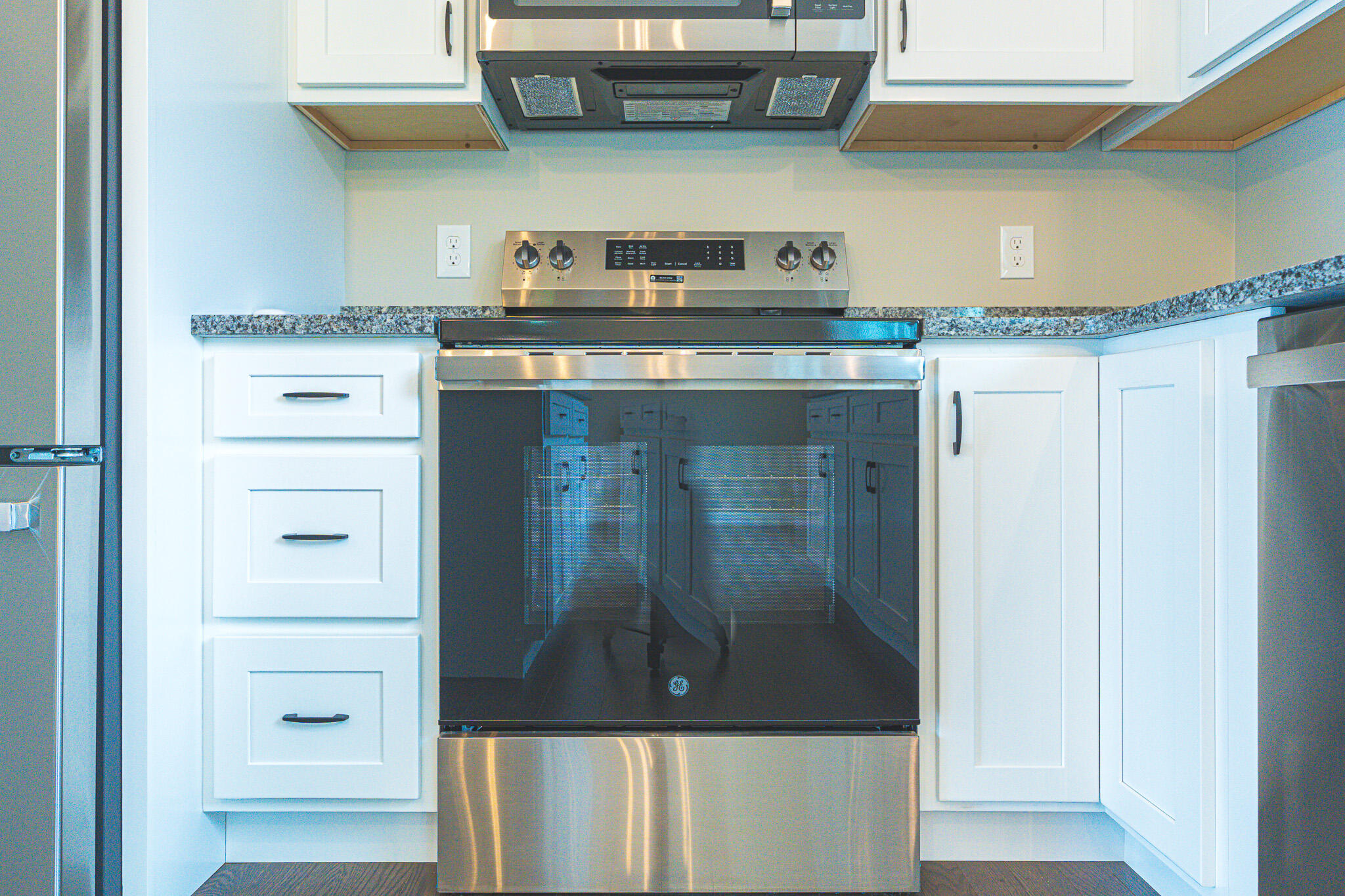 5 Blaine Road, Unit 104 Saco, ME 04072 - Photo 38 of 50 Stove